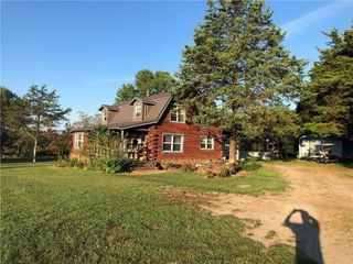 Foreclosed Home - 8015 N HIGHWAY 71, 72921