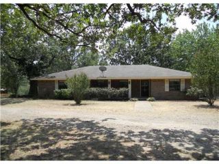 Foreclosed Home - 521 W CLARKS CHAPEL RD, 72936