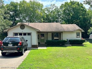 Foreclosed Home - 10 GRAND PARK DR, 72936
