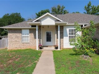 Foreclosed Home - 1081 BIRCH ST, 72936