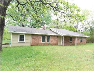 Foreclosed Home - 406 S ELM ST, 72938
