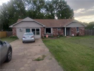Foreclosed Home - 303 S ADAMS ST, 72941