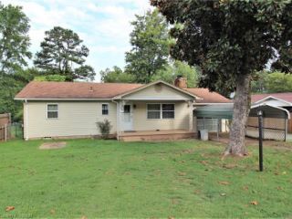 Foreclosed Home - 329 HIGHWAY 71 NW, 72946