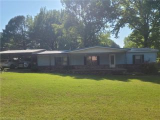 Foreclosed Home - 813 N 13TH ST, 72949