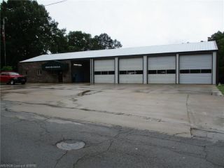 Foreclosed Home - 811 W SCHOOL ST, 72949