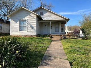 Foreclosed Home - 1119 BALDWIN ST, 72956