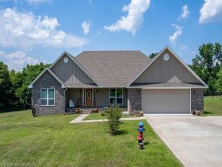 Foreclosed Home - 8616 WILLOW CREEK DR, 72956