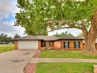 Foreclosed Home - 3101 N GLADE AVE, 73008