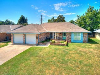 Foreclosed Home - 4005 N RIVERSIDE DR, 73008