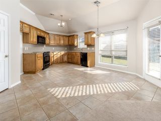 Foreclosed Home - 17024 WOODVINE DR, 73012