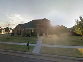 Foreclosed Home - 15608 WOOD CREEK LN, 73013