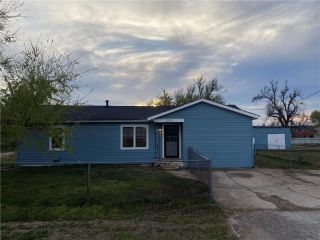 Foreclosed Home - 2363 N PEEBLY RD, 73020