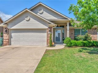 Foreclosed Home - 1721 CHOCTAW WOOD DR, 73020