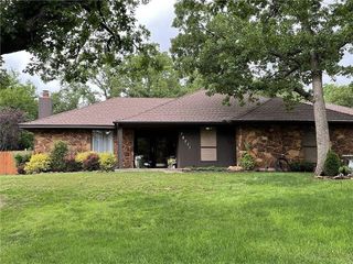 Foreclosed Home - 16771 TOPEKA LN, 73020