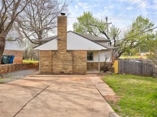 Foreclosed Home - 202 BENTON RD, 73034