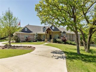 Foreclosed Home - 1309 REDBUD HOLW, 73034