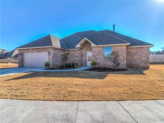 Foreclosed Home - 2208 PARAISO WAY, 73034