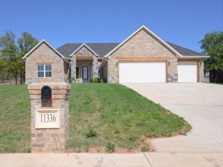 Foreclosed Home - 11336 BLUE HERON CRK, 73044