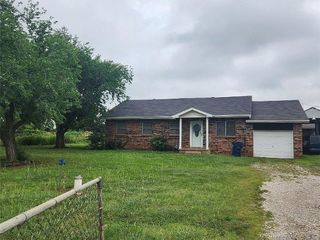Foreclosed Home - 19865 SE 29TH ST, 73045