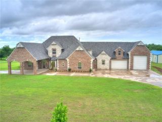 Foreclosed Home - 5601 HIDDEN MEADOW DR, 73064