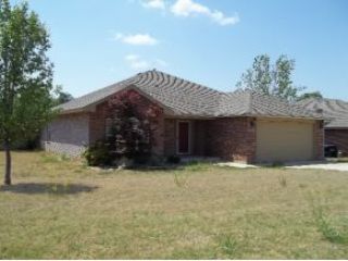 Foreclosed Home - 518 WOODBRIAR, 73068