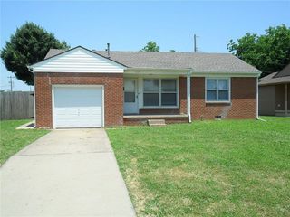 Foreclosed Home - 429 W JOHNSON ST, 73069