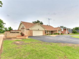 Foreclosed Home - 2333 WESTWOOD DR, 73069