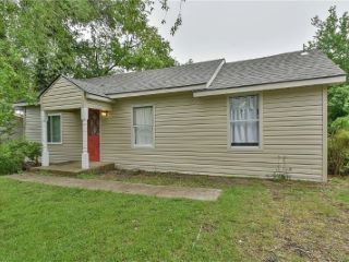 Foreclosed Home - 230 W HIMES ST, 73069