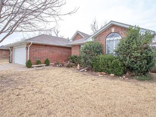 Foreclosed Home - 2716 CIMARRON DR, 73071