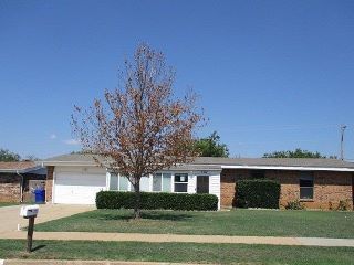 Foreclosed Home - 2121 LAFAYETTE DR, 73071