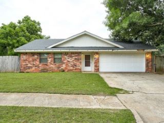 Foreclosed Home - 846 PEREGRINE DR, 73072