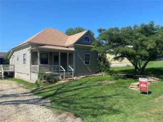 Foreclosed Home - 1010 W TULSA AVE, 73086