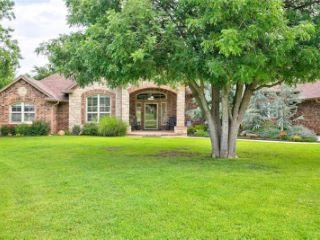Foreclosed Home - 1406 WHISPERING RIDGE DR, 73089