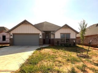 Foreclosed Home - 631 HACKBERRY LN, 73093