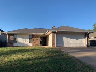 Foreclosed Home - 1505 TIMBER CREEK DR, 73096