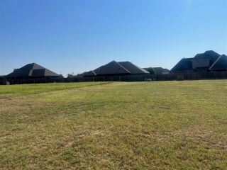 Foreclosed Home - (Range 3500 - 3599) NORMAN DR, 73096