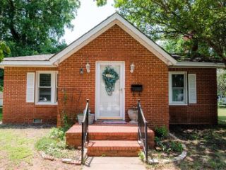 Foreclosed Home - 504 S ROBBERSON AVE, 73098