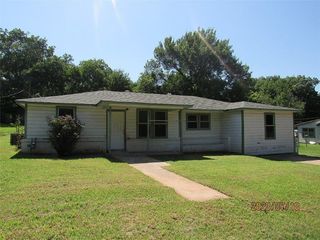 Foreclosed Home - 606 S CARR AVE, 73098