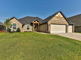 Foreclosed Home - 309 BRAXTON WAY, 73099