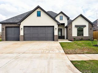 Foreclosed Home - 404 TRALEE LN, 73099