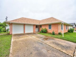Foreclosed Home - 625 KINGSTON DR, 73099