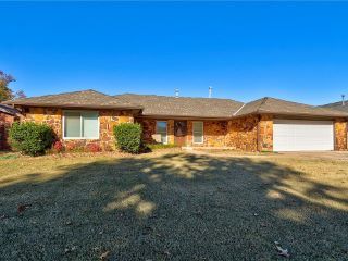 Foreclosed Home - 10433 LEICESTER DR, 73099