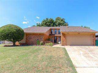Foreclosed Home - 2105 BENTHAM WAY, 73099