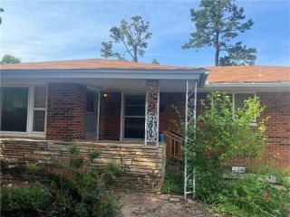 Foreclosed Home - 200 W ROSE DR, 73110
