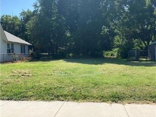 Foreclosed Home - 1801 WICKLIFF ST, 73111