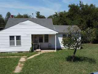 Foreclosed Home - 1815 NE 25TH ST, 73111