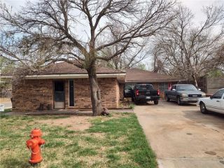 Foreclosed Home - 2261 NW 42ND ST, 73112