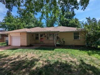Foreclosed Home - 116 BURK DR, 73115