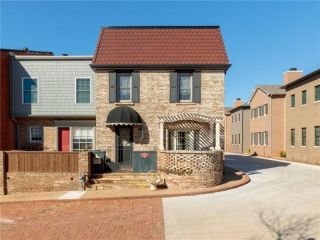 Foreclosed Home - 6509 HUNTING HILL LN UNIT 30, 73116