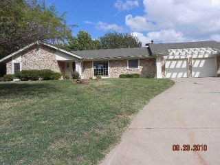 Foreclosed Home - 2529 INDIAN CREEK CT, 73120